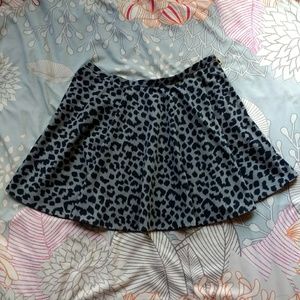 Victoria's Secret Leopard Print Skirt size 12